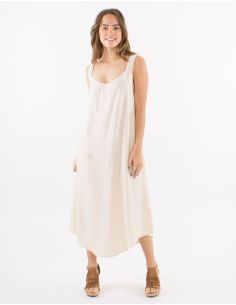 Robe longue 54% lin 46% viscose à bretelles larges en maille